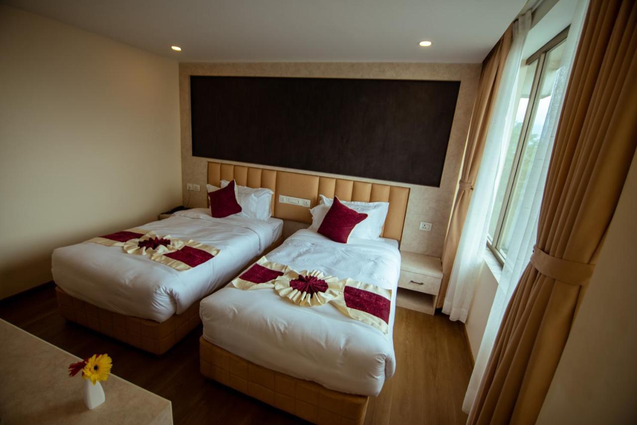 Hotel Black Diamond - Transit Point Inside Hotel Kathmandu Exterior photo